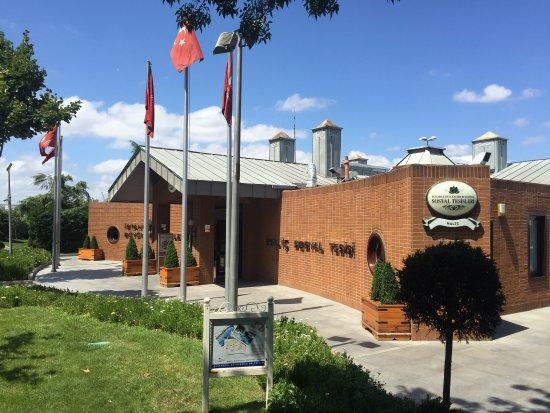 Istanbul Buyuksehir Belediyesi Halic Sosyal Tesisleri